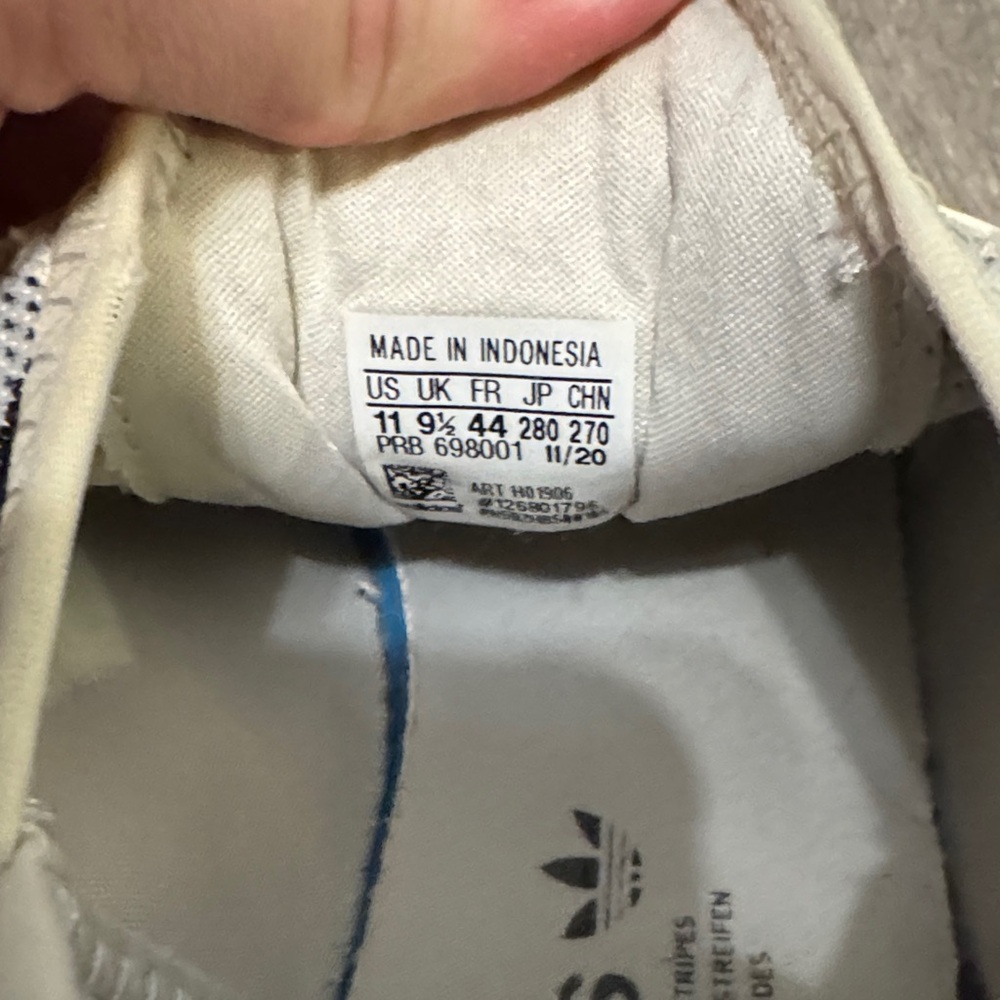 Adidas Women's Sneakers with Leopard Pattern - Black and White - Picture 2 of 7